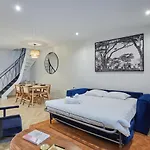 Duplex Center Of Paris By Studio Prestige
