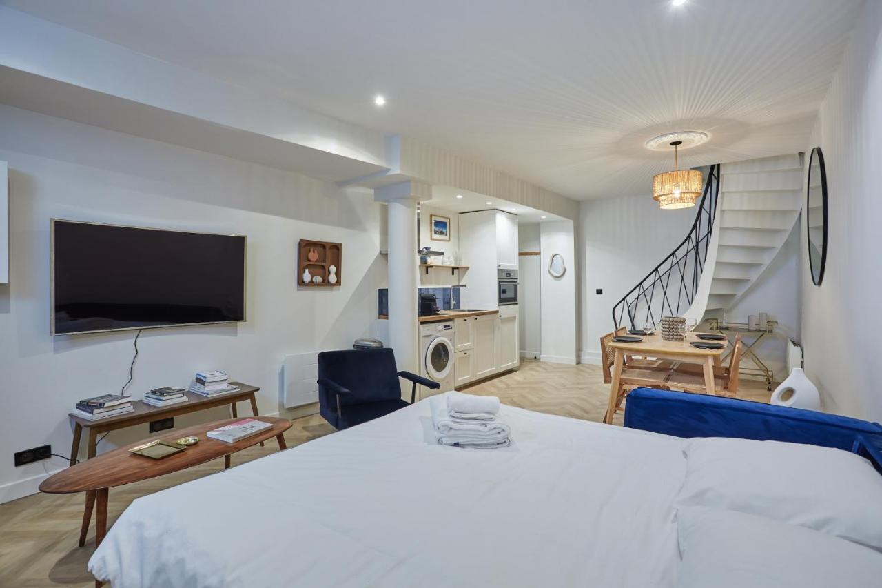 Duplex Center Of By Prestige Apartment *